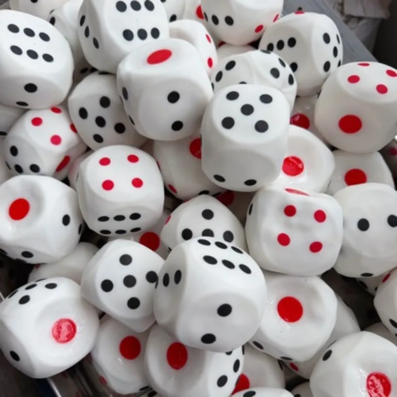 ألعاب يدوية الصنع على شكل مكعب - مراجعة Novelty Gifts وسعره