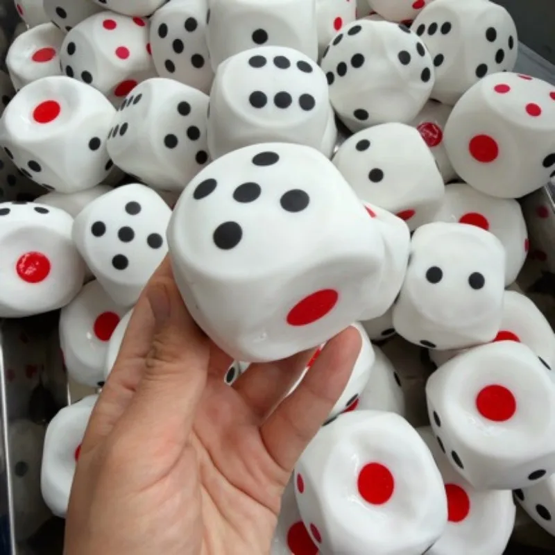 ألعاب يدوية الصنع على شكل مكعب - مراجعة Novelty Gifts وسعره